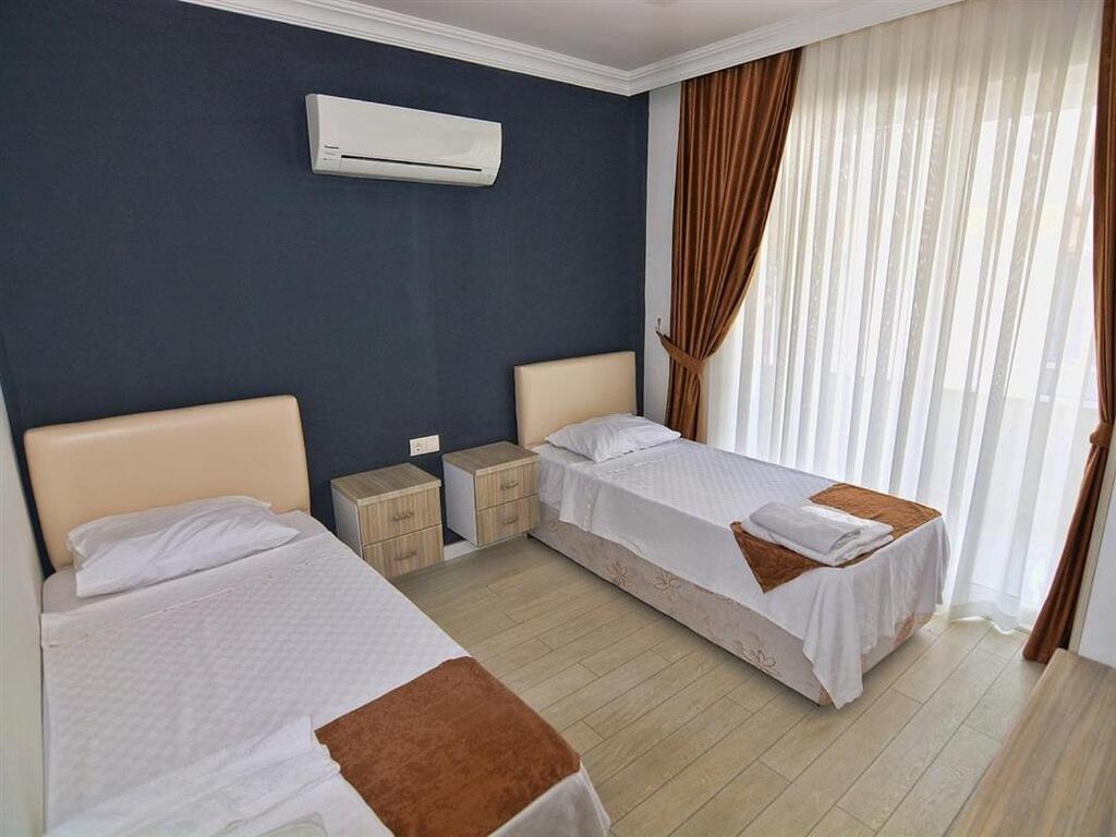 Airport Guelluek Otel Milas Zewnętrze zdjęcie